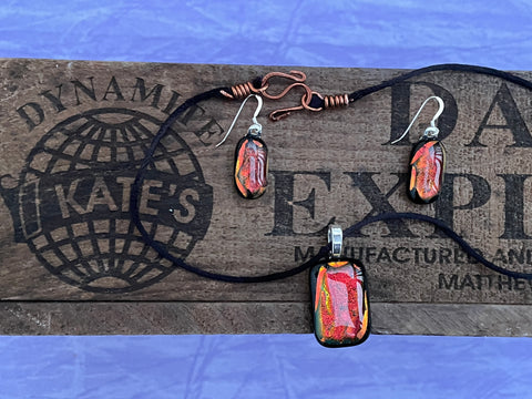 Watermelon with Gold Accents Dichroic Glass Set